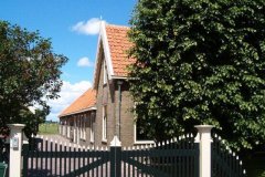 Boerderij-uit-1900-aan-de-Oostveenseweg-in-Schipluiden