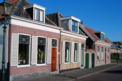 Oude-pandjes-in-Dorpstraat